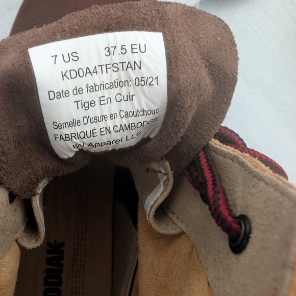 NWT Kodiak Atlin Boots Premium Waterproof Leather & Suede Comfort SZ 7 W - Picture 10 of 12